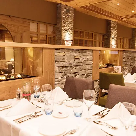Mountain Plaza Отель 4*