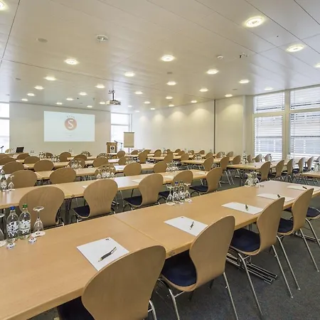 Mountain Plaza 4* 达沃斯