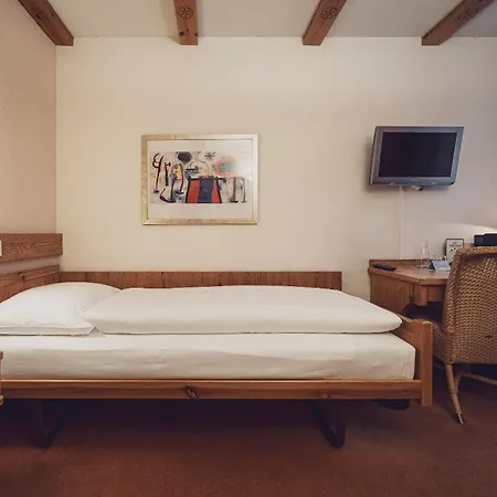 Mountain Plaza Отель 4*