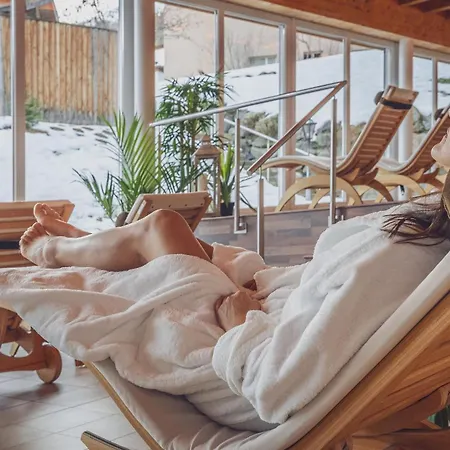 Mountain Plaza Отель 4*