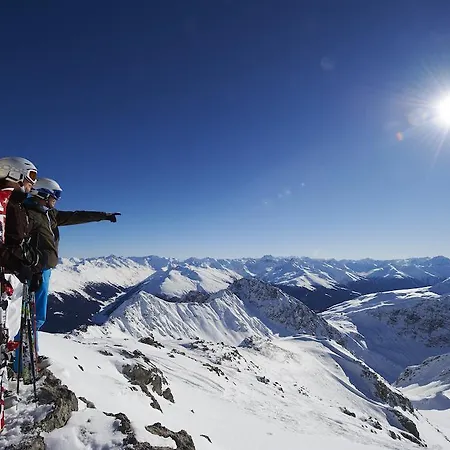 酒店 Mountain Plaza