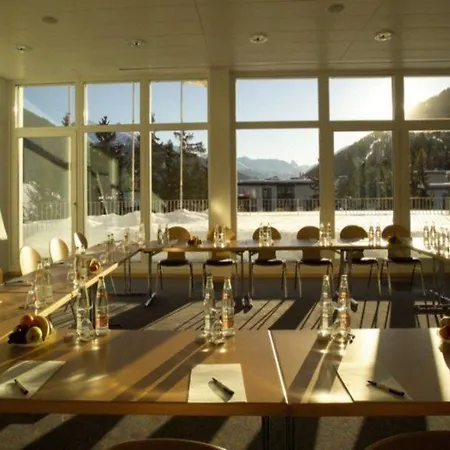 Hotel Mountain Plaza 4*