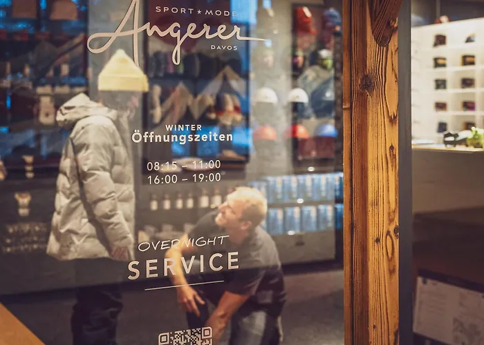 Mountain Plaza Ξενοδοχείο 4*